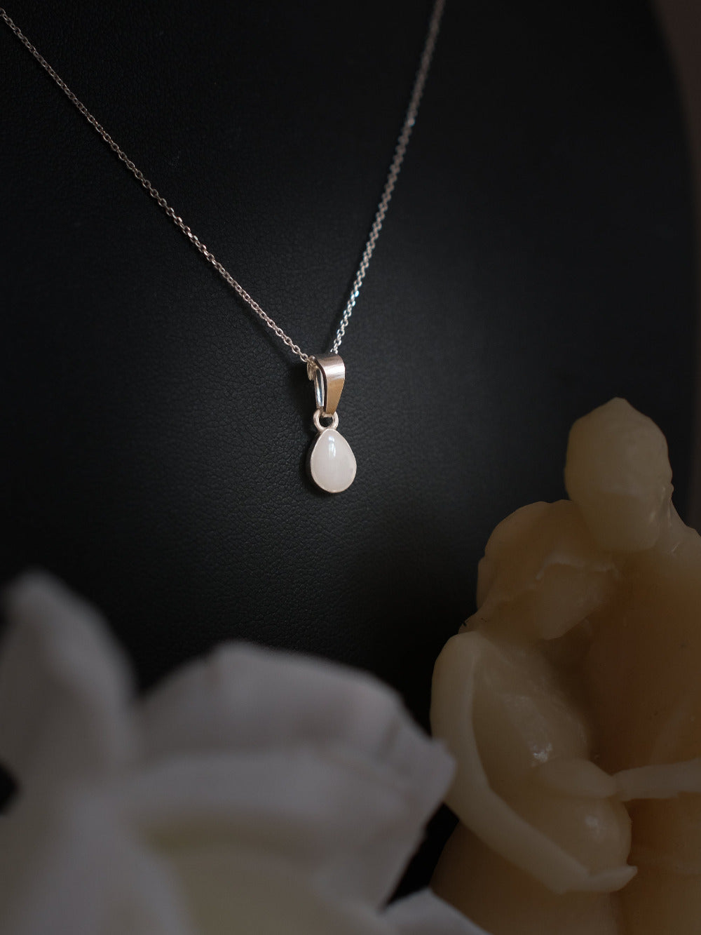 Collier au lait maternel cordon ombilical test de grossesse en forme de goutte